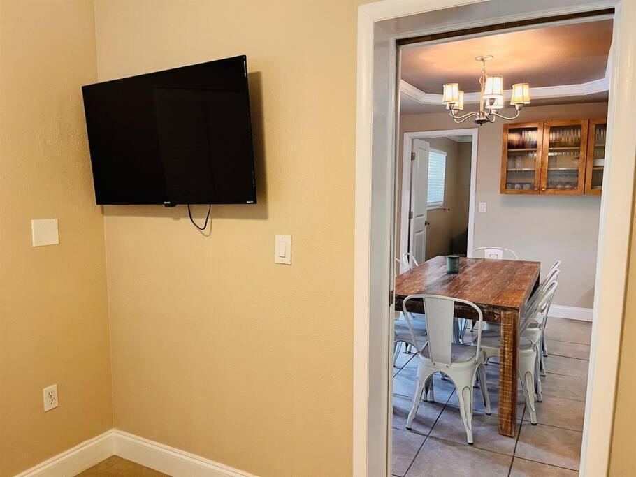 5Bed2Bath Pool Home Walking Distance From Beach! Clearwater Beach Exterior foto